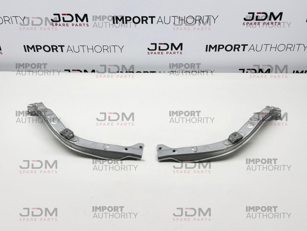 UPPER RIGHT RADIATOR SUPPORT - USED